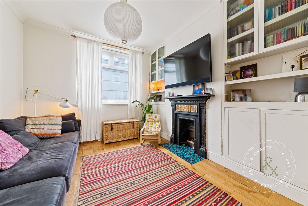 Property photo 3 of 24 Ethel-Street-16.Jpg