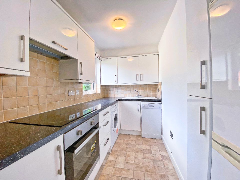 Property photo 2 of 7 4