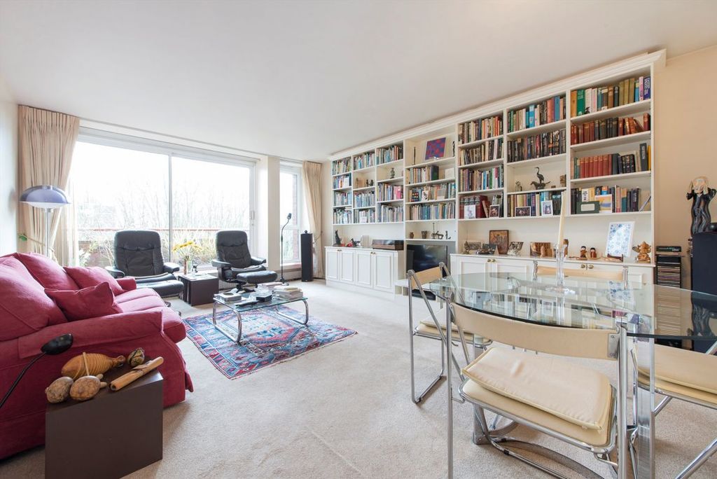 Property photo 2 of 9