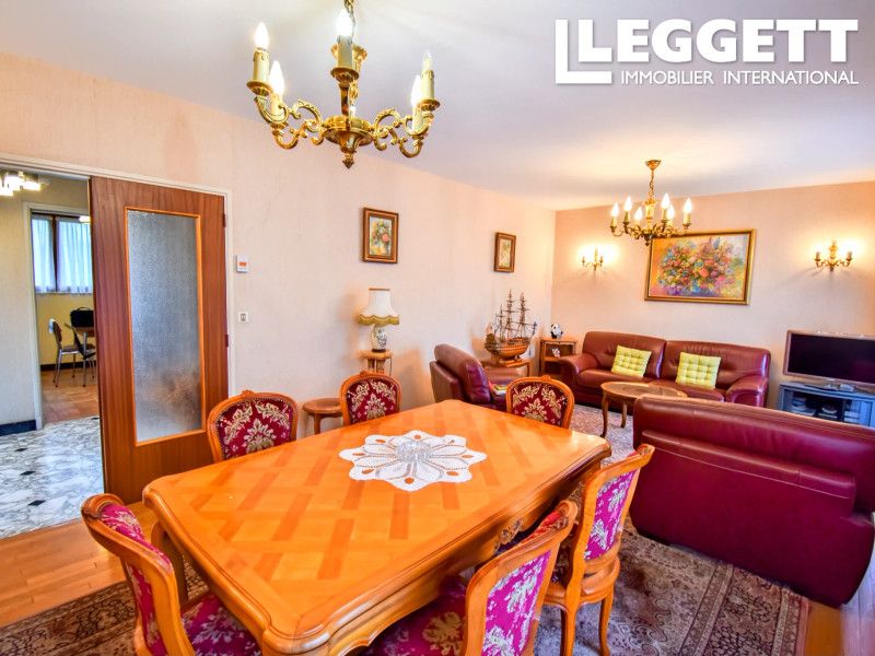 Property photo 3 of 10