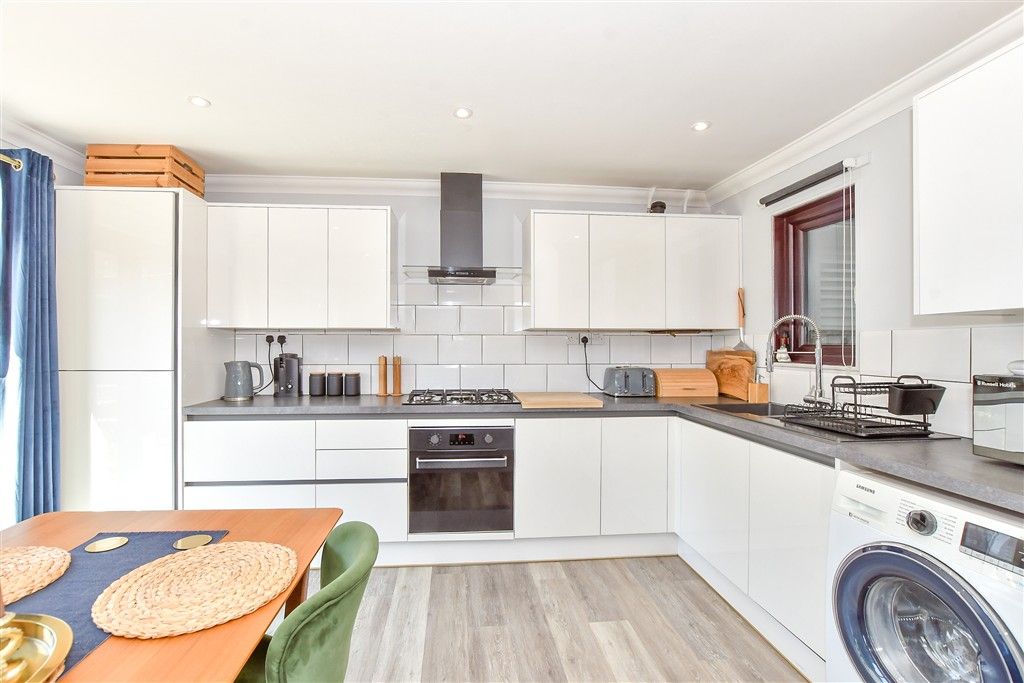 Property photo 3 of 12 Lounge/Diner/Kitchen