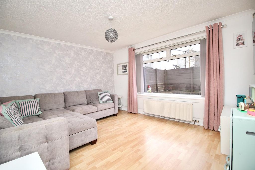 Property photo 1 of 25