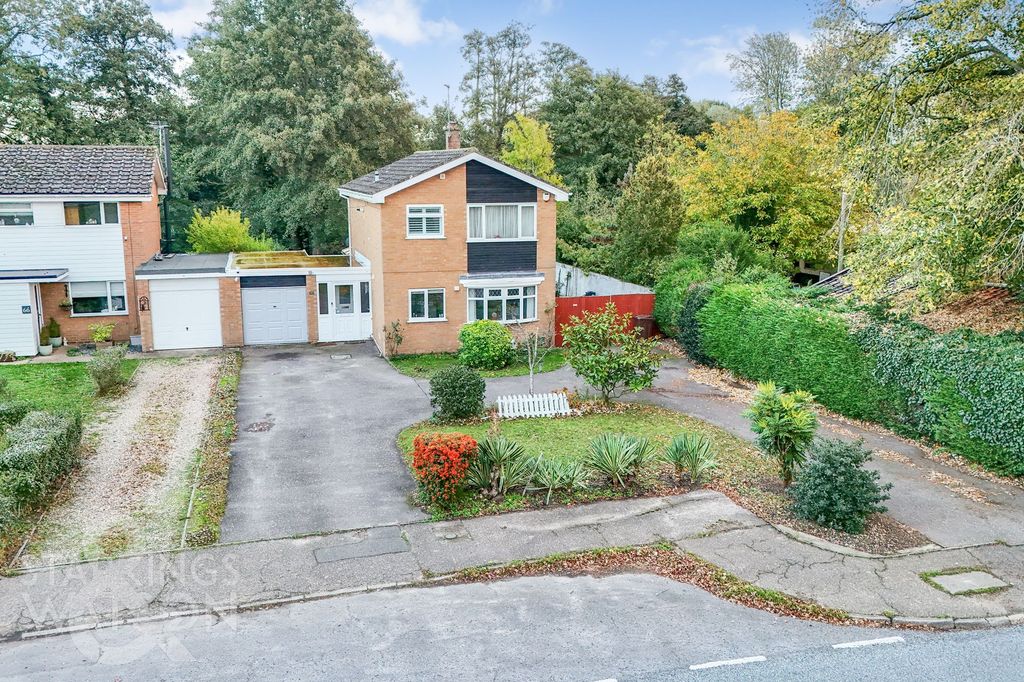 Property photo 1 of 22