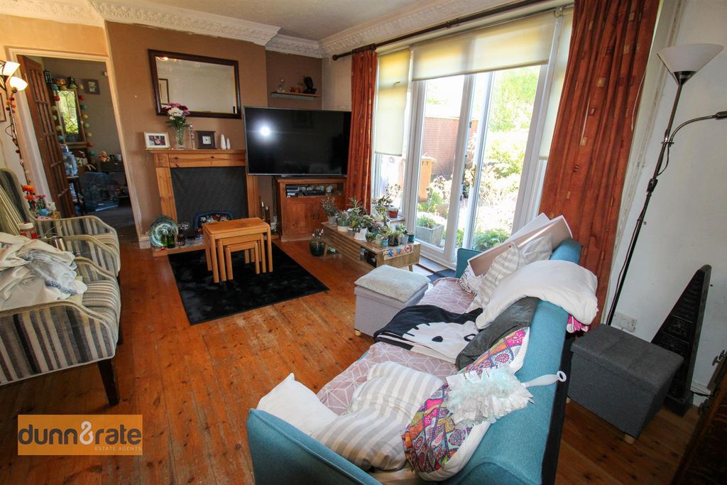 Property photo 3 of 17 Img_0684.Jpg