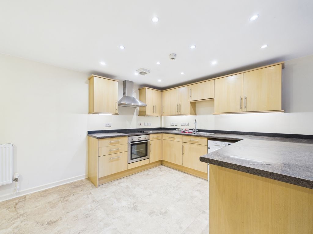 Property photo 3 of 8 Cam01721G0-Pr0107-Still003