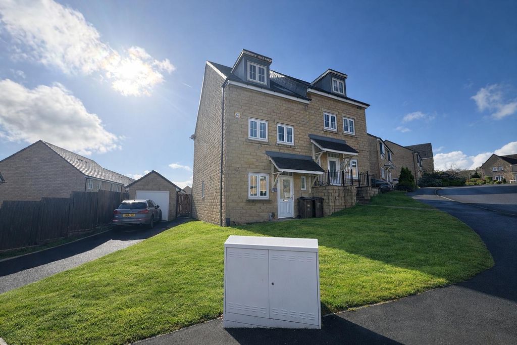 Property photo 1 of 12 Exterior