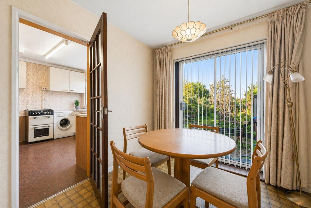 Property photo 3 of 16 302212F7-3Fcb-4791-Ae97-73c42c97865F.Png