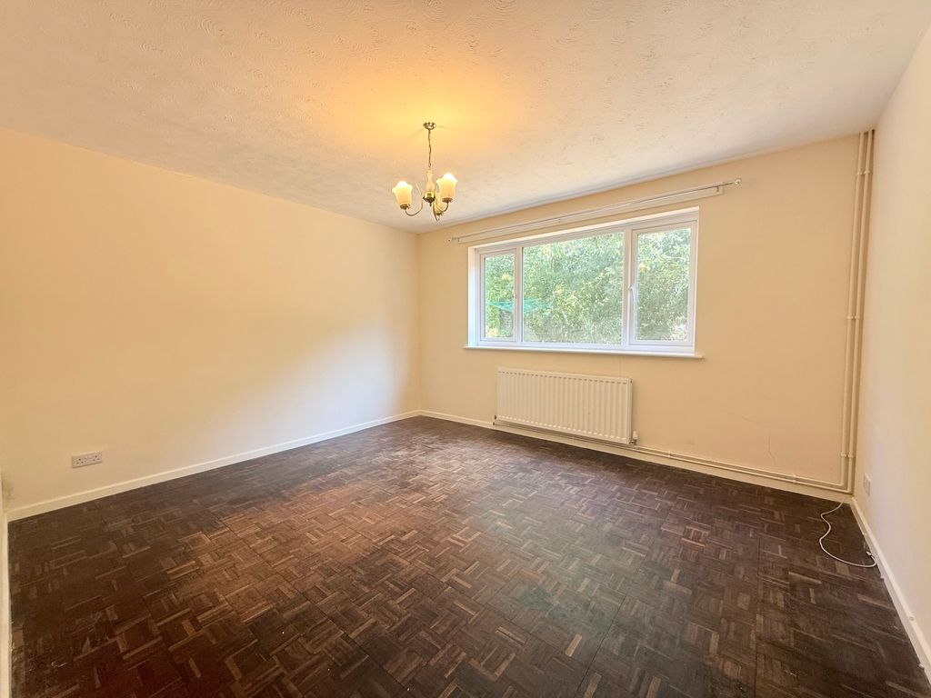 Property photo 3 of 14 Picture No. 33