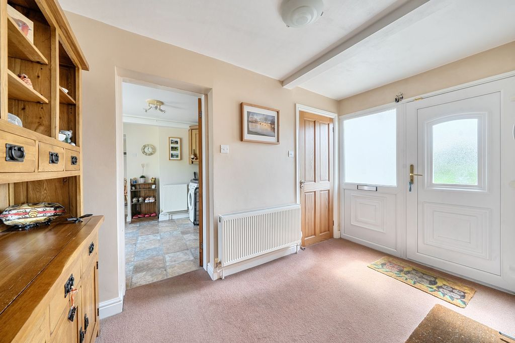 Property photo 2 of 24