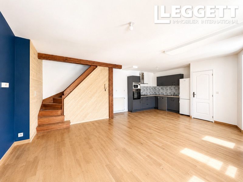 Property photo 3 of 10