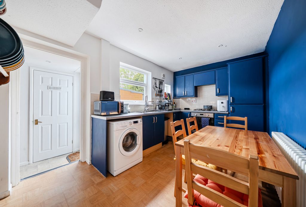 Property photo 3 of 16 Kitchen/Diner