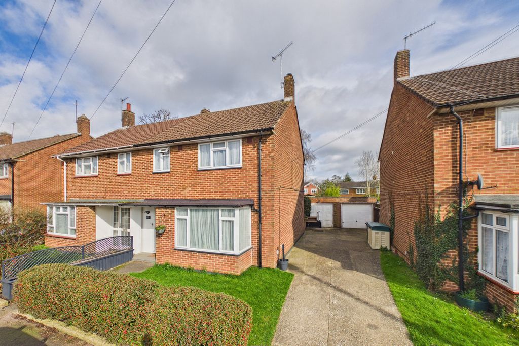 Property photo 1 of 25