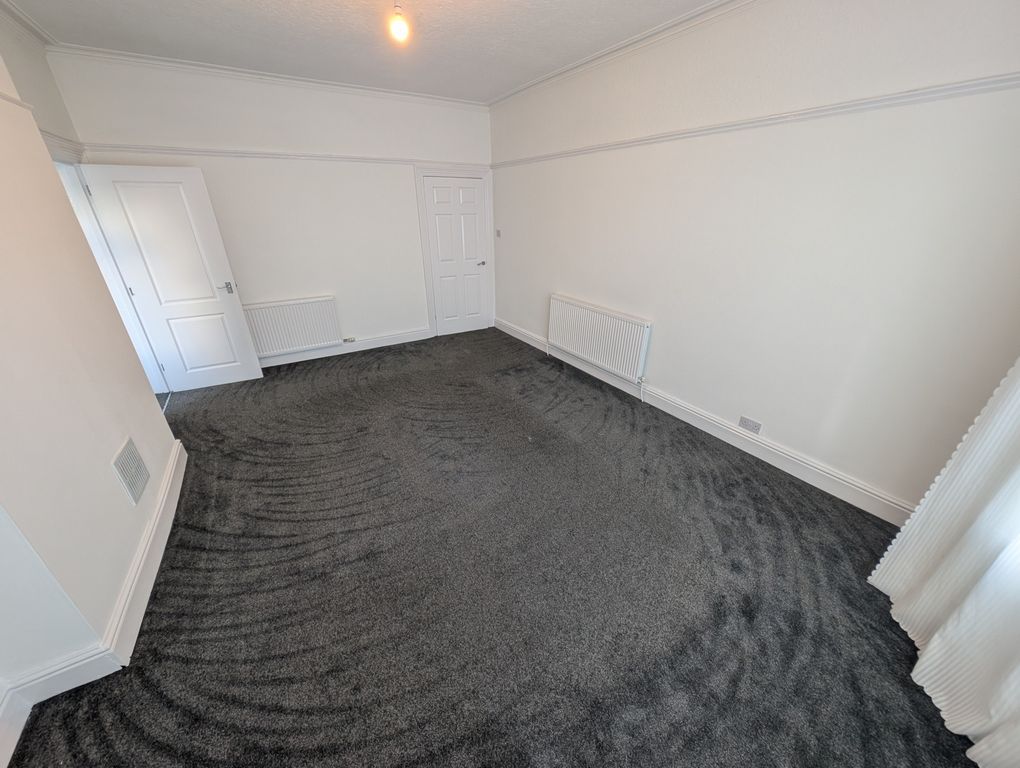 Property photo 2 of 24 Photo 3