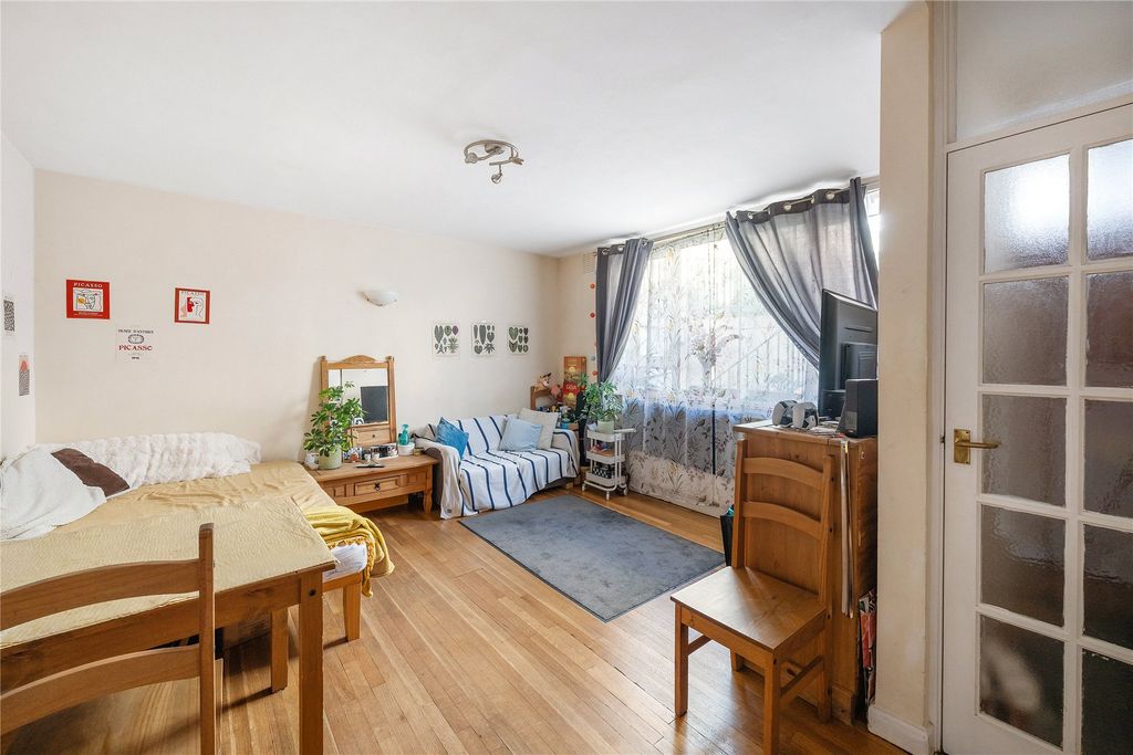 Property photo 2 of 9 Picture No. 04