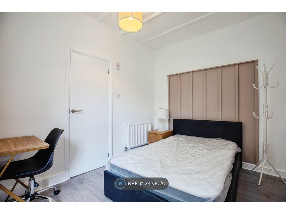 Property photo 1 of 11 Bedroom.3