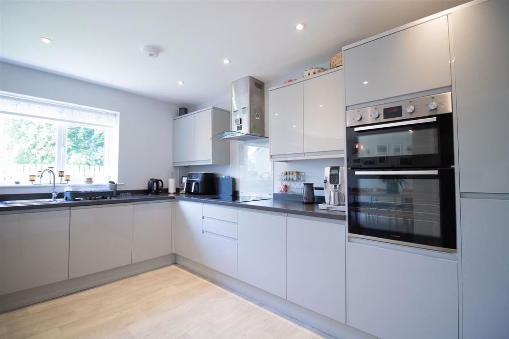 Additional image 8 of 4 bed detached house for saleMillers Wood, Penmaen NP12