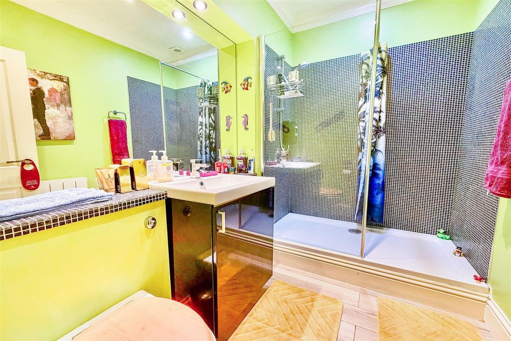 Property photo 3 of 8 Shower Room