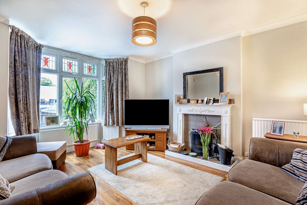 Property photo 2 of 19