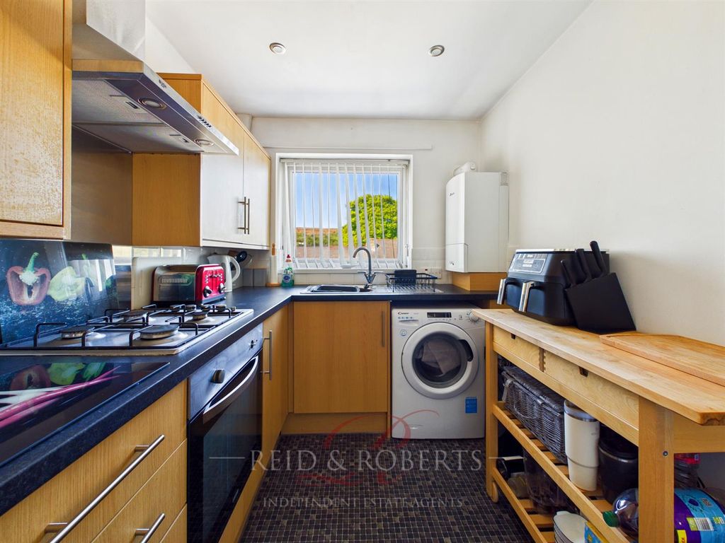 Property photo 3 of 22 Cam03999G0-Pr0238-Still008.Jpg