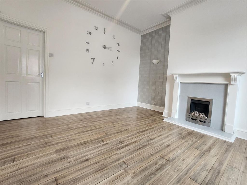 Property photo 1 of 11 2.Jpg