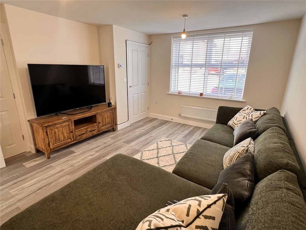 Property photo 2 of 11 Picture No. 05