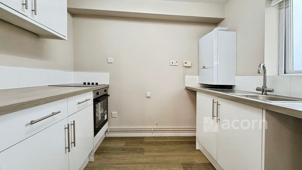 Property photo 3 of 7 c8F4d177-0-49Eb-B...