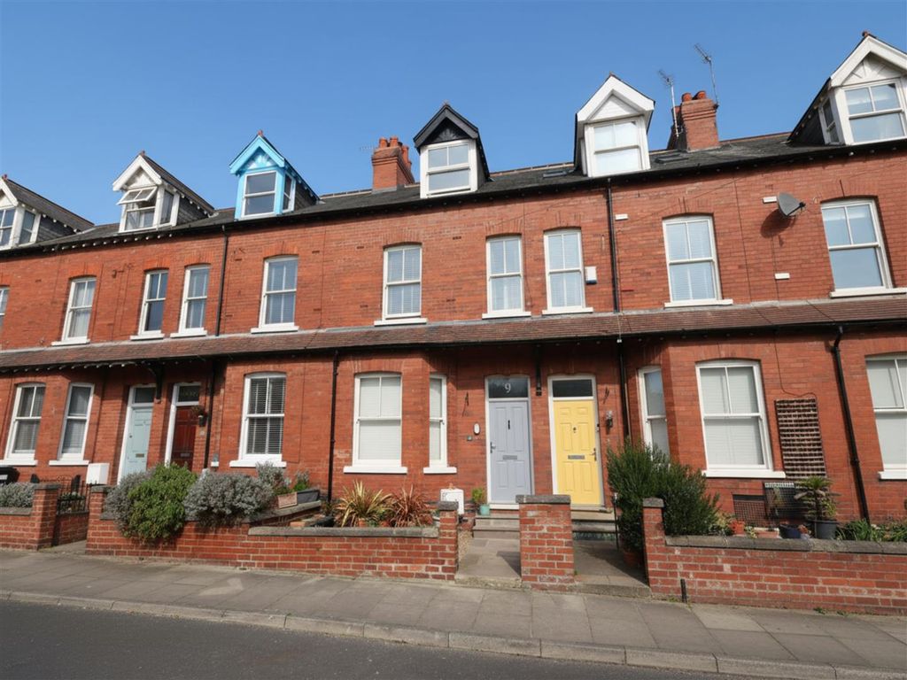 Property photo 1 of 19 Front Cg.Png