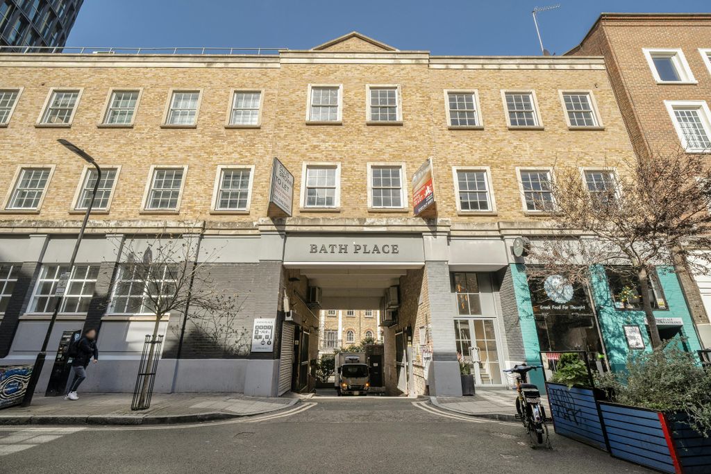 Property photo 2 of 26 1430435-1-69B9515ba1d89.Jpg