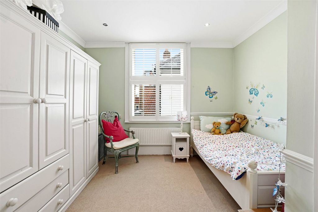Additional image 11 of 4 bed semi-detached house for salePark Road, Hampton Hill TW12