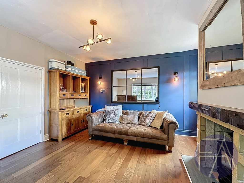 Property photo 3 of 32 4569135