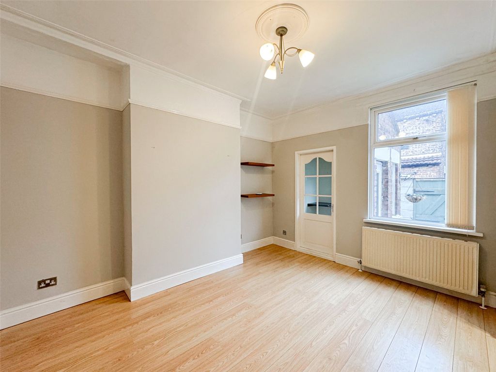 Property photo 3 of 11 Picture No. 04