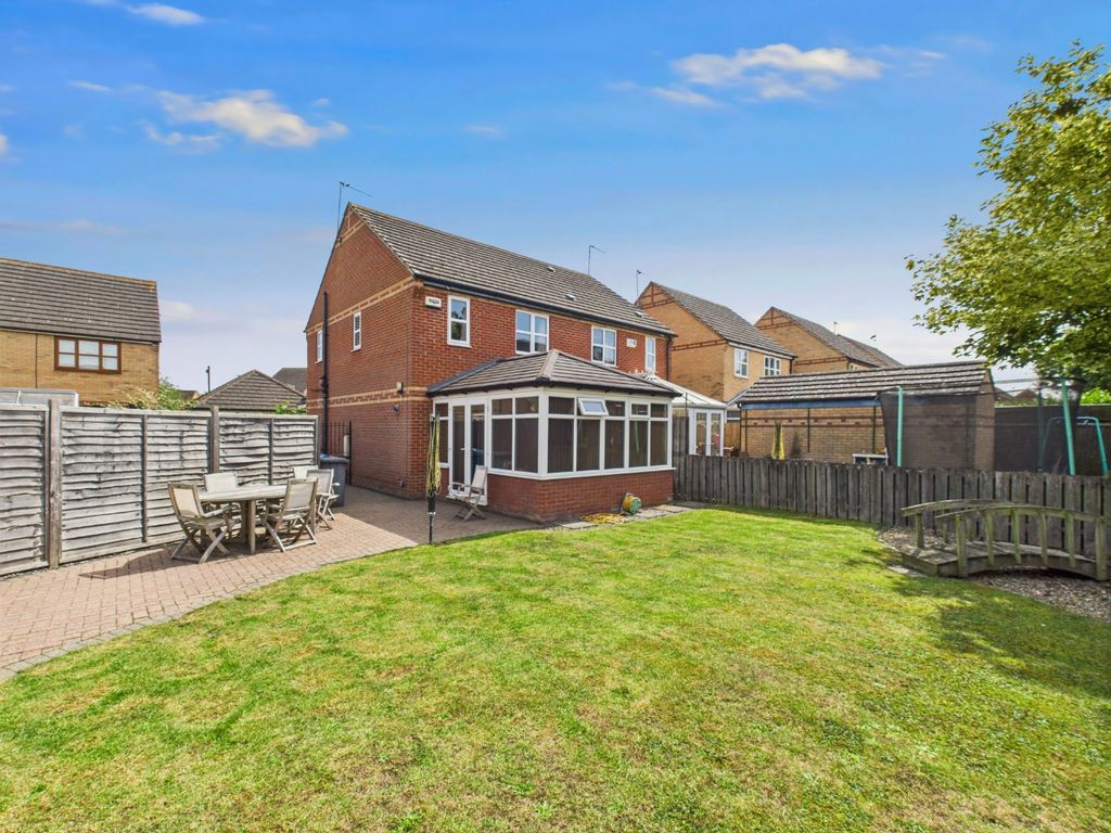 Property photo 2 of 12 4420465