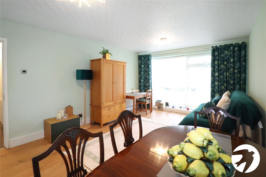 Property photo 2 of 12 Picture No. 26