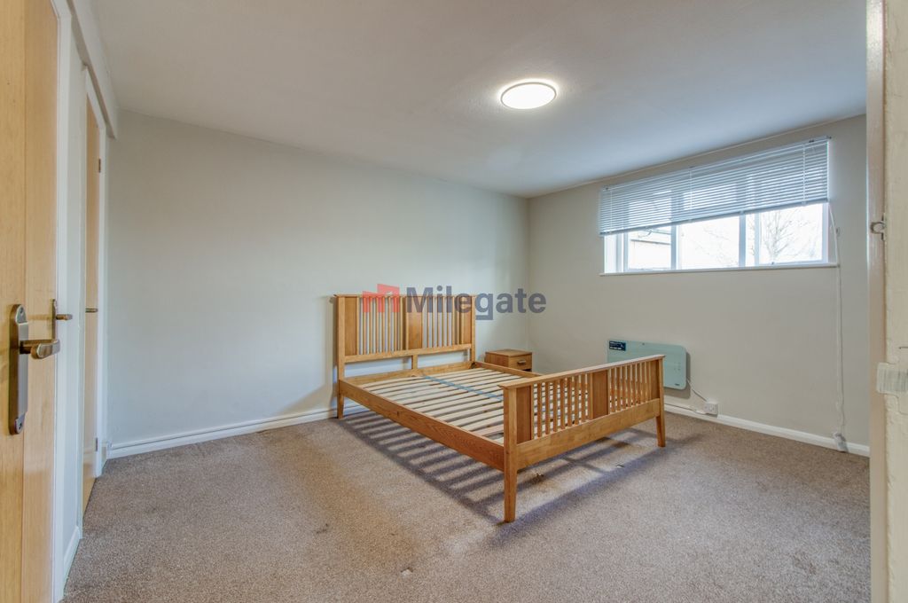 Property photo 3 of 5 Photo 3