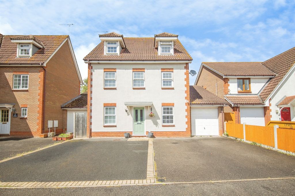 Property photo 1 of 23