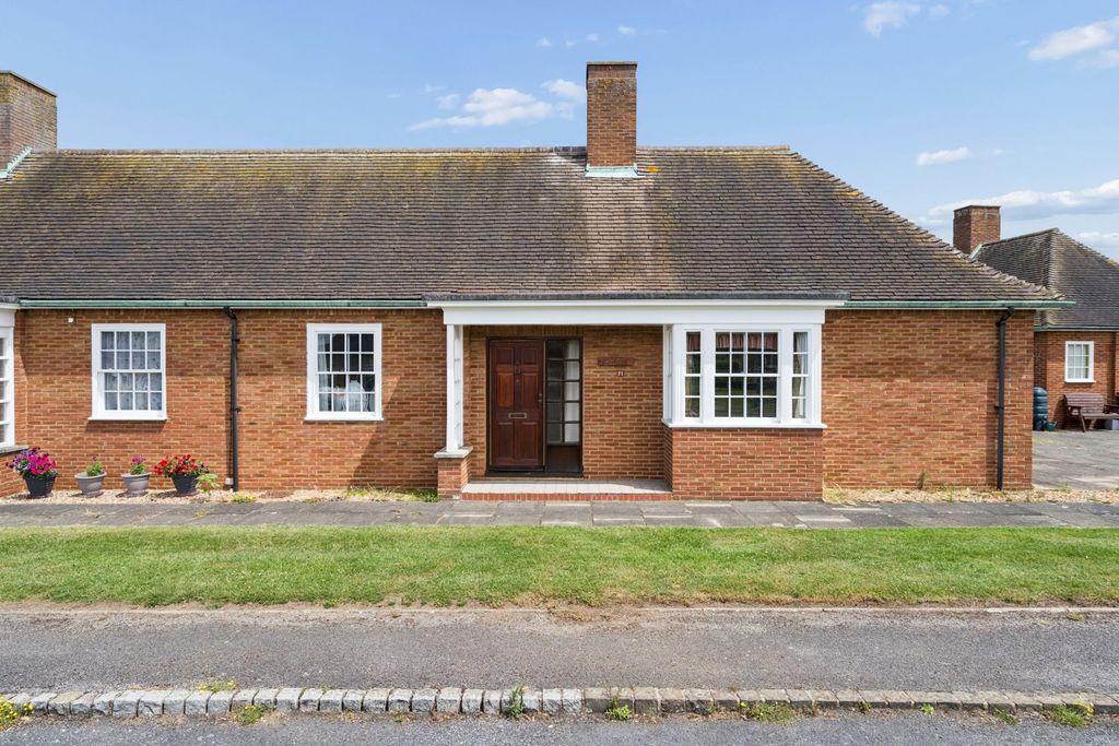 Property photo 2 of 24