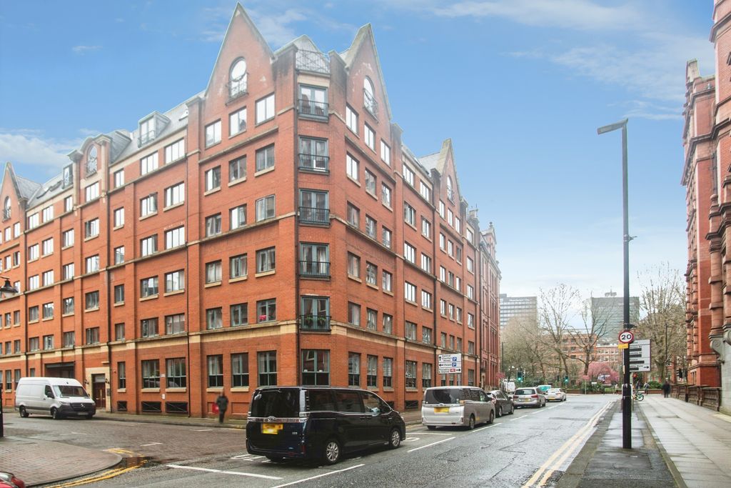 Property photo 3 of 14 Front