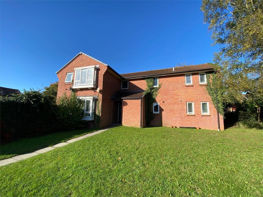 Property photo 1 of 8