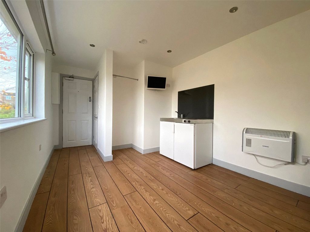 Property photo 2 of 4 Picture No. 05