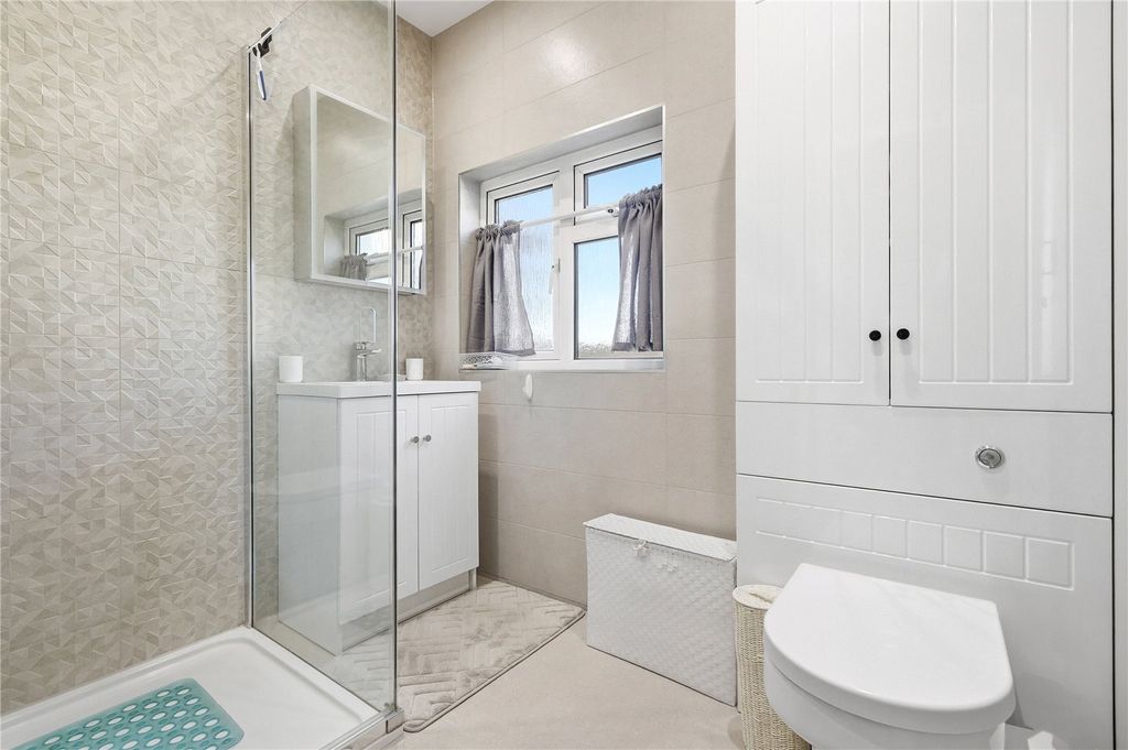 Property photo 3 of 19 Picture No. 24