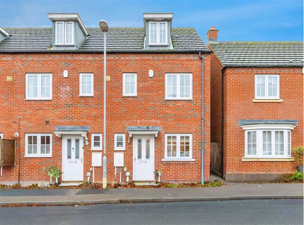 Property photo 1 of 4