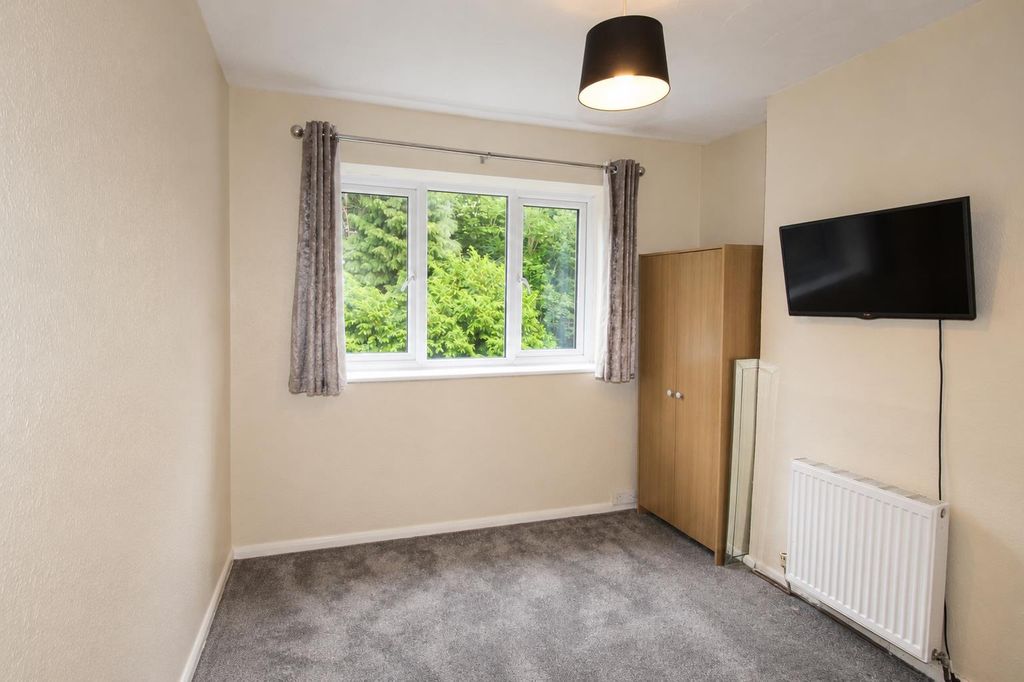 Property photo 3 of 7 Bedroom.Png