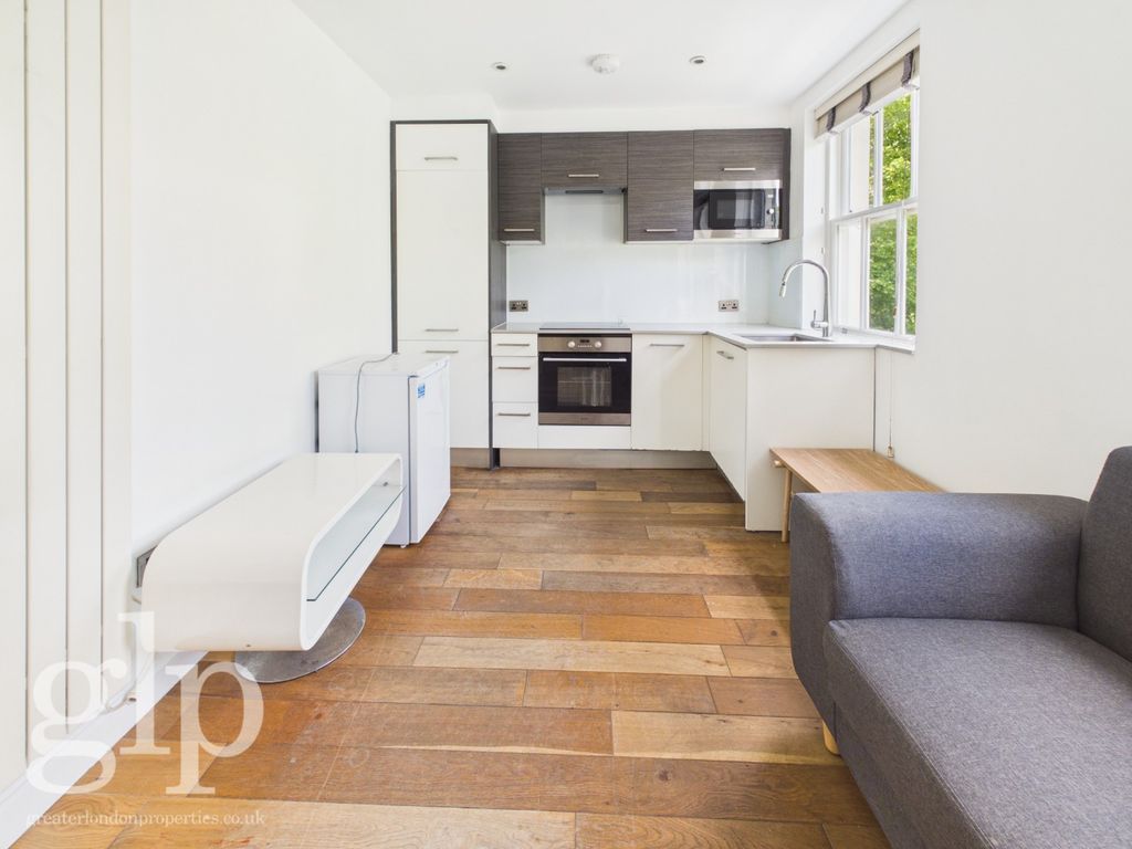 Property photo 2 of 18 1000293