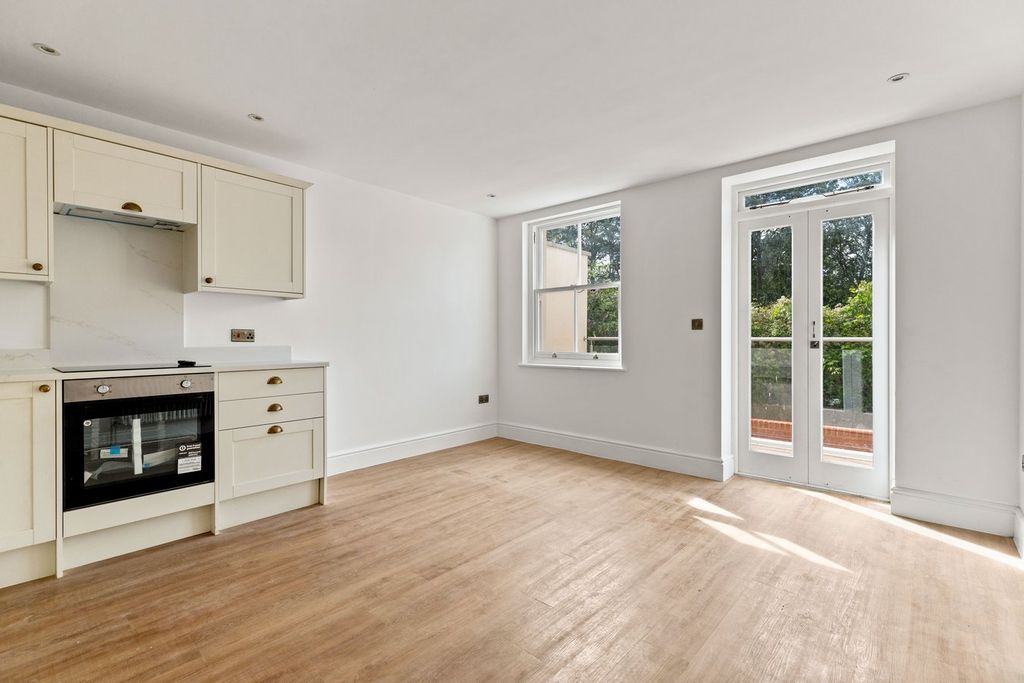 Additional image 21 of 10 bed block of flats for saleThe Bayle, Folkestone CT20