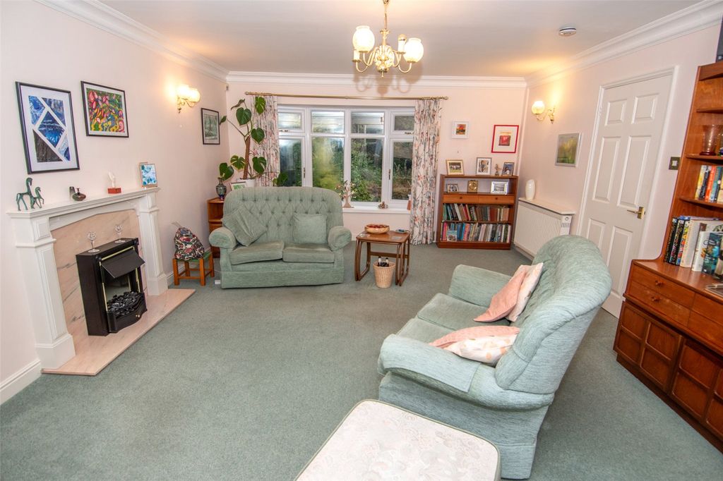 Property photo 3 of 24 Picture No. 38