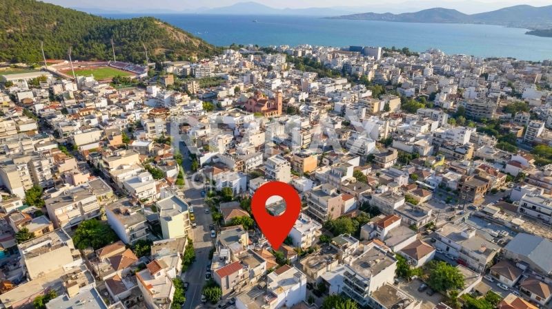 Property photo 2 of 25