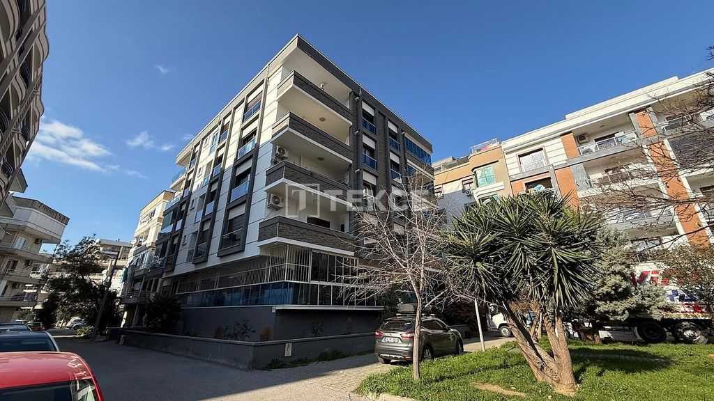 Property photo 1 of 28