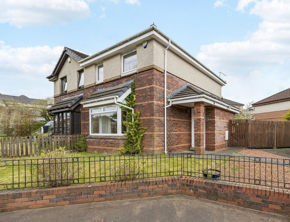 Property photo 2 of 21