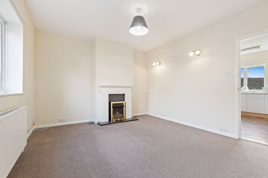 Property photo 3 of 16 Gallery