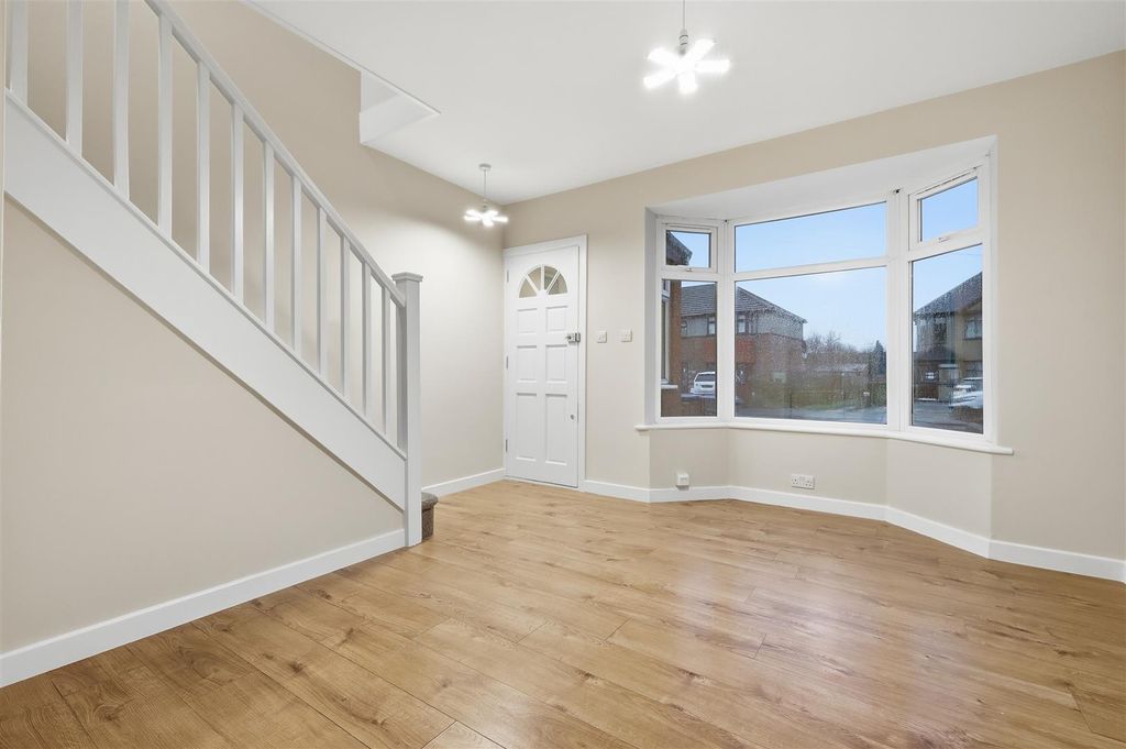 Property photo 3 of 13 Img_1222.Jpg